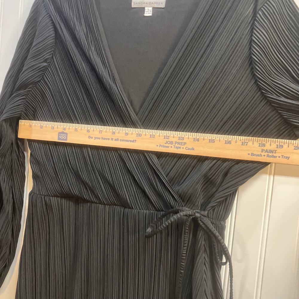 Sandra Darren Womens Black Pleated Wrap Mini Dress Long Balloon Sleeve Size L - Picture 10 of 10